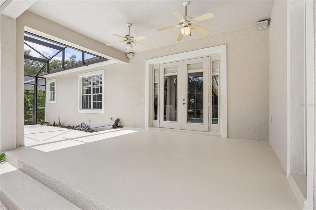 Active With Contract: $940,000 (4 beds, 3 baths, 2357 Square Feet)