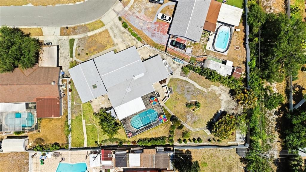 Activo con contrato: $500,000 (5 camas, 2 baños, 2512 Pies cuadrados)