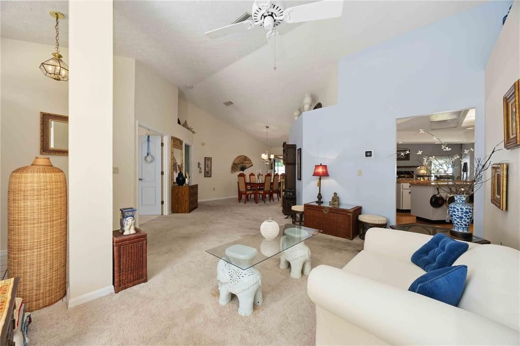 For Sale: $429,900 (4 beds, 2 baths, 2336 Square Feet)