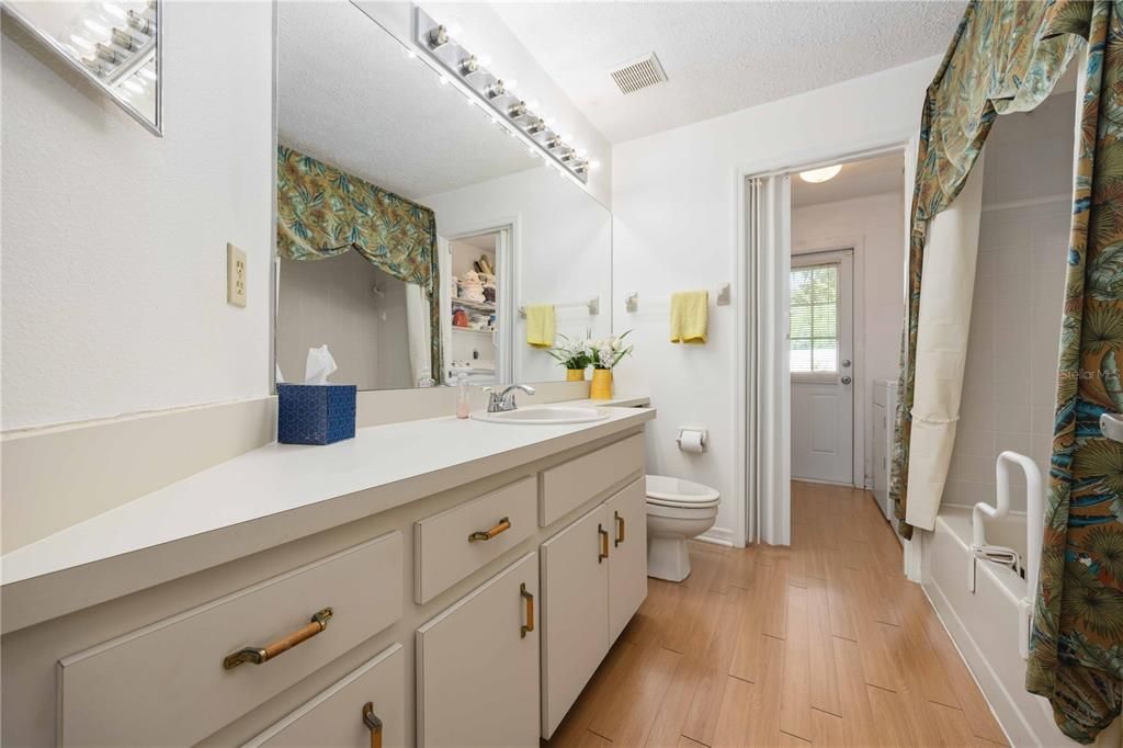 For Sale: $429,900 (4 beds, 2 baths, 2336 Square Feet)