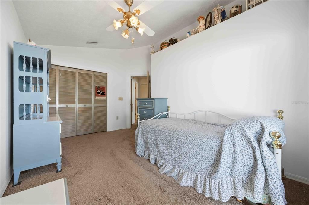 For Sale: $429,900 (4 beds, 2 baths, 2336 Square Feet)