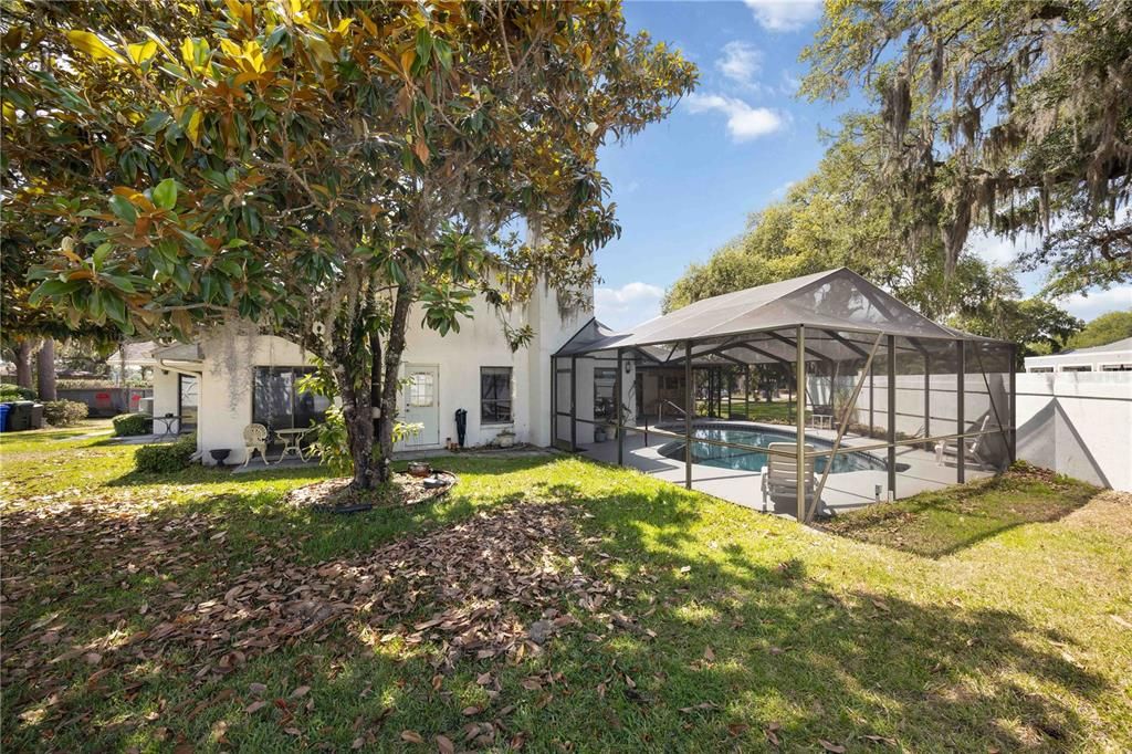 For Sale: $429,900 (4 beds, 2 baths, 2336 Square Feet)