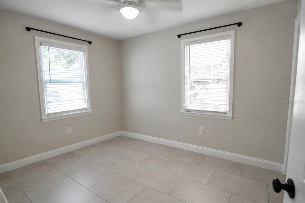 For Sale: $394,500 (3 beds, 2 baths, 1284 Square Feet)