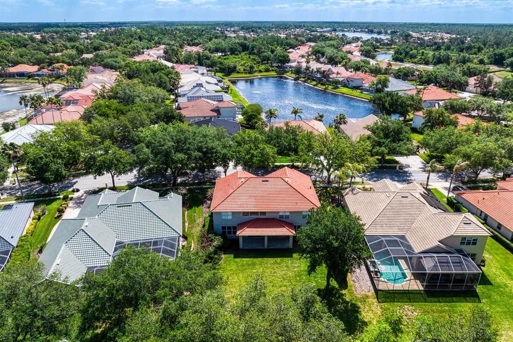 En Venta: $799,900 (5 camas, 4 baños, 3914 Pies cuadrados)