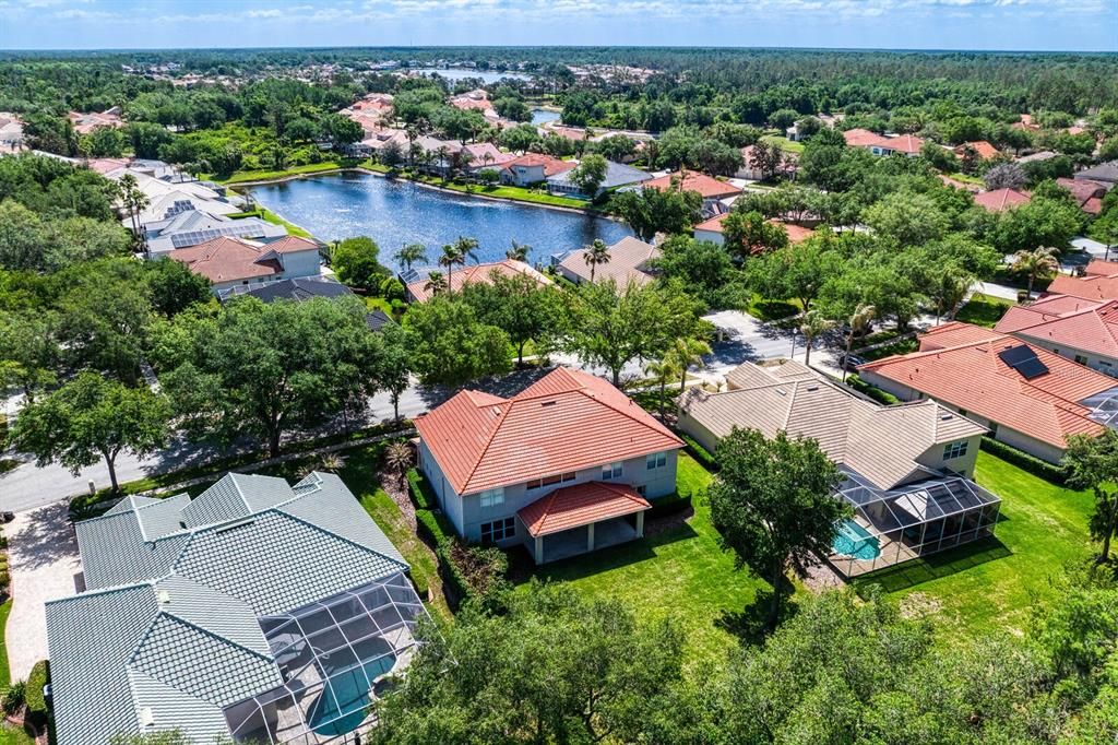 En Venta: $799,900 (5 camas, 4 baños, 3914 Pies cuadrados)
