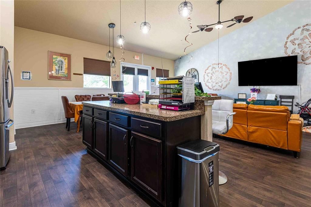 For Sale: $1,799,000 (0 beds, 0 baths, 3327 Square Feet)