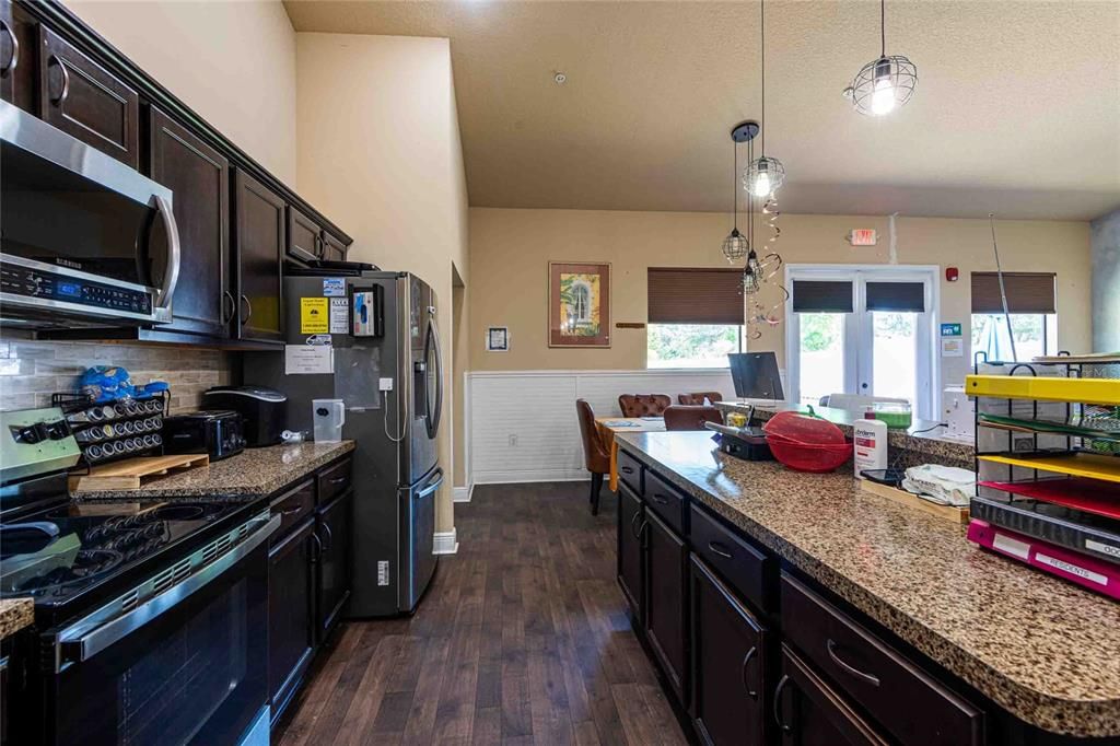 For Sale: $1,799,000 (0 beds, 0 baths, 3327 Square Feet)