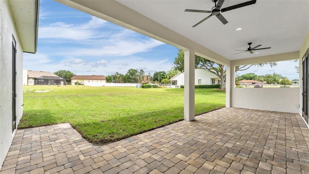 En Venta: $1,195,000 (4 camas, 3 baños, 3008 Pies cuadrados)