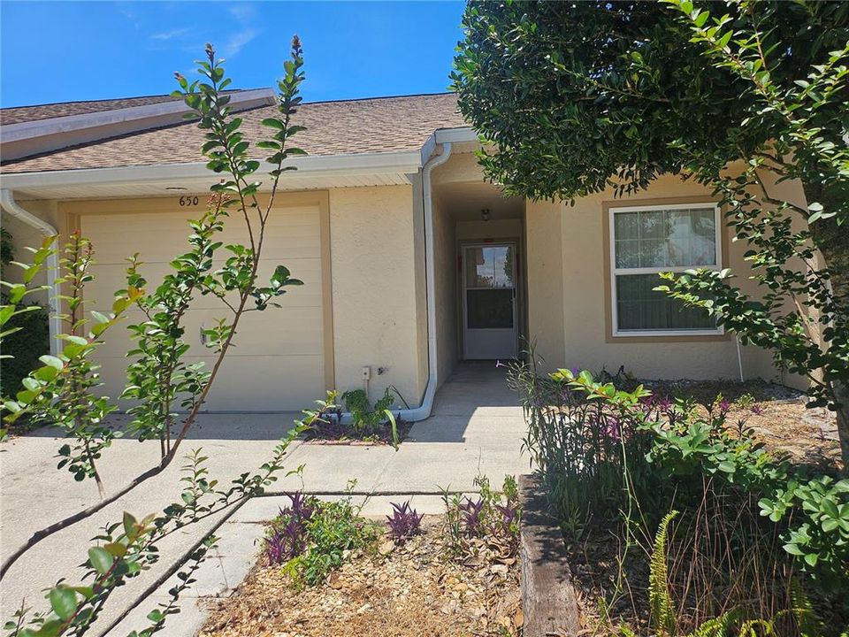 For Sale: $179,900 (2 beds, 2 baths, 1286 Square Feet)