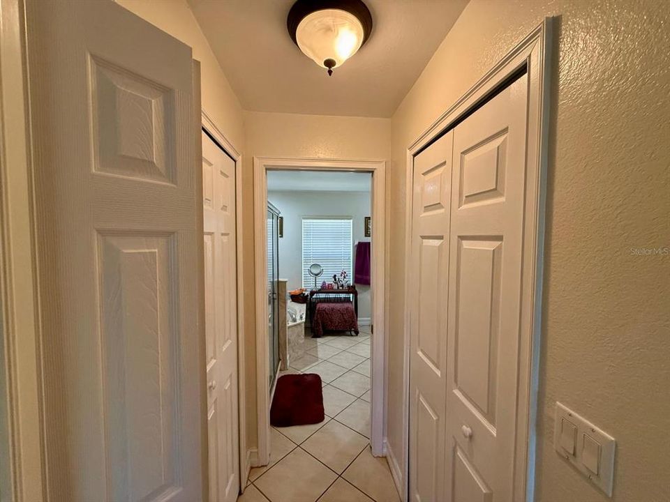 Activo con contrato: $298,900 (3 camas, 2 baños, 1676 Pies cuadrados)