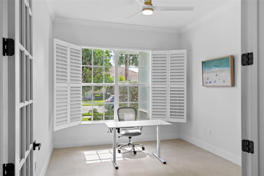 For Sale: $815,000 (3 beds, 2 baths, 2518 Square Feet)