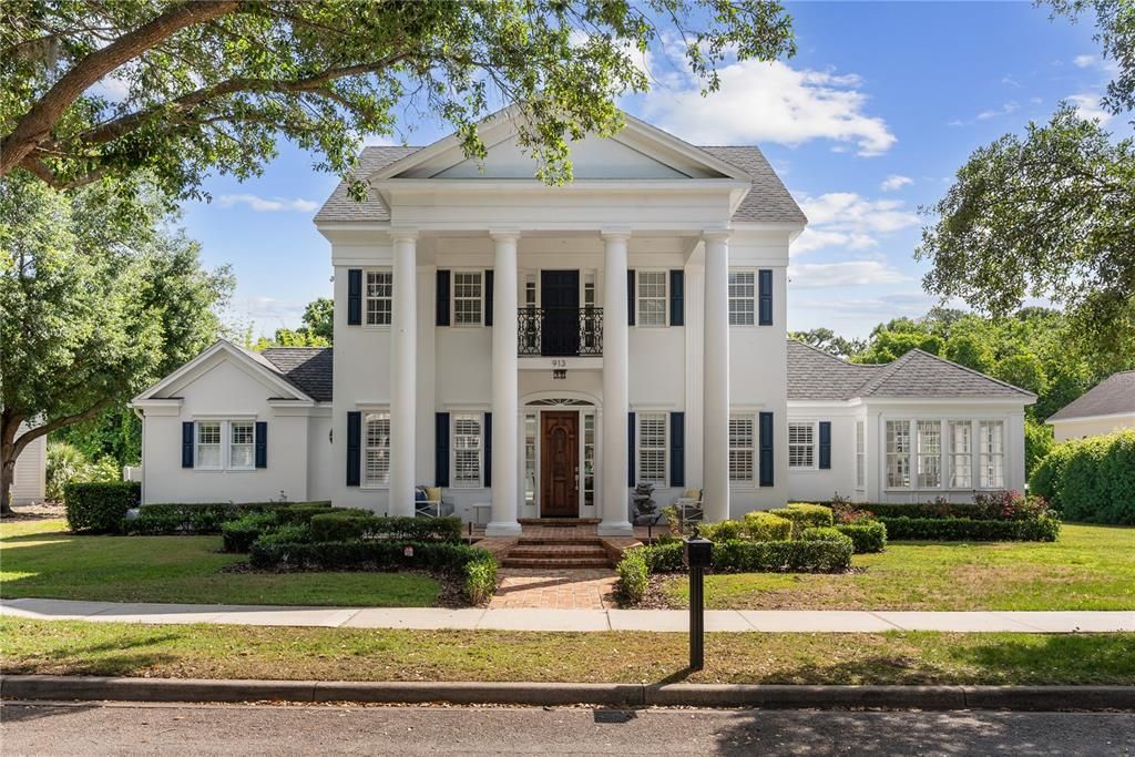 Activo con contrato: $3,350,000 (6 camas, 6 baños, 5283 Pies cuadrados)