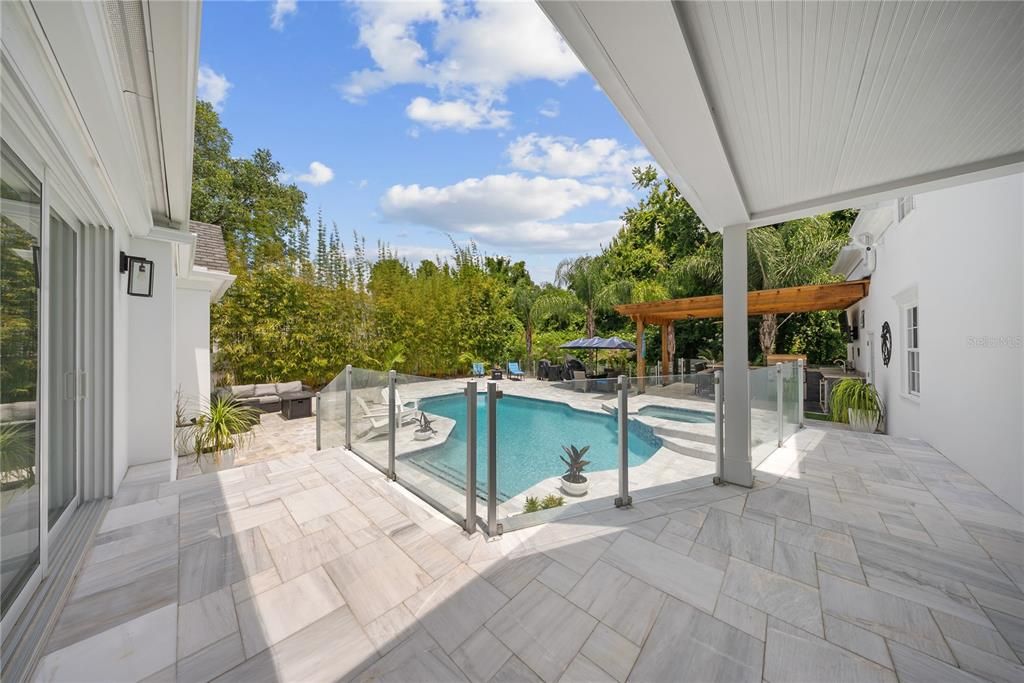 Activo con contrato: $3,350,000 (6 camas, 6 baños, 5283 Pies cuadrados)