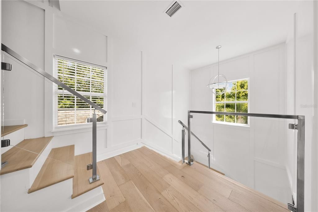 Activo con contrato: $3,350,000 (6 camas, 6 baños, 5283 Pies cuadrados)