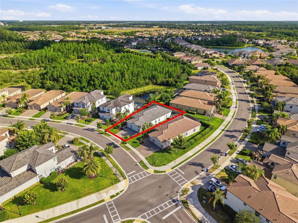 Под контрактом: $699,900 (4 спален, 3 ванн, 2172 Квадратных фут)