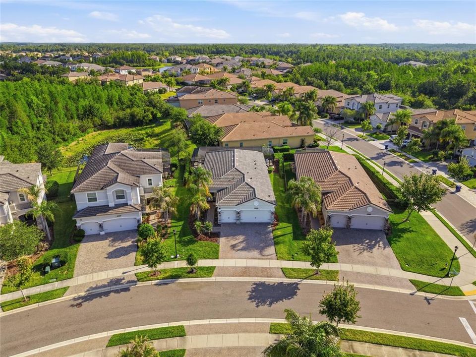 Под контрактом: $699,900 (4 спален, 3 ванн, 2172 Квадратных фут)