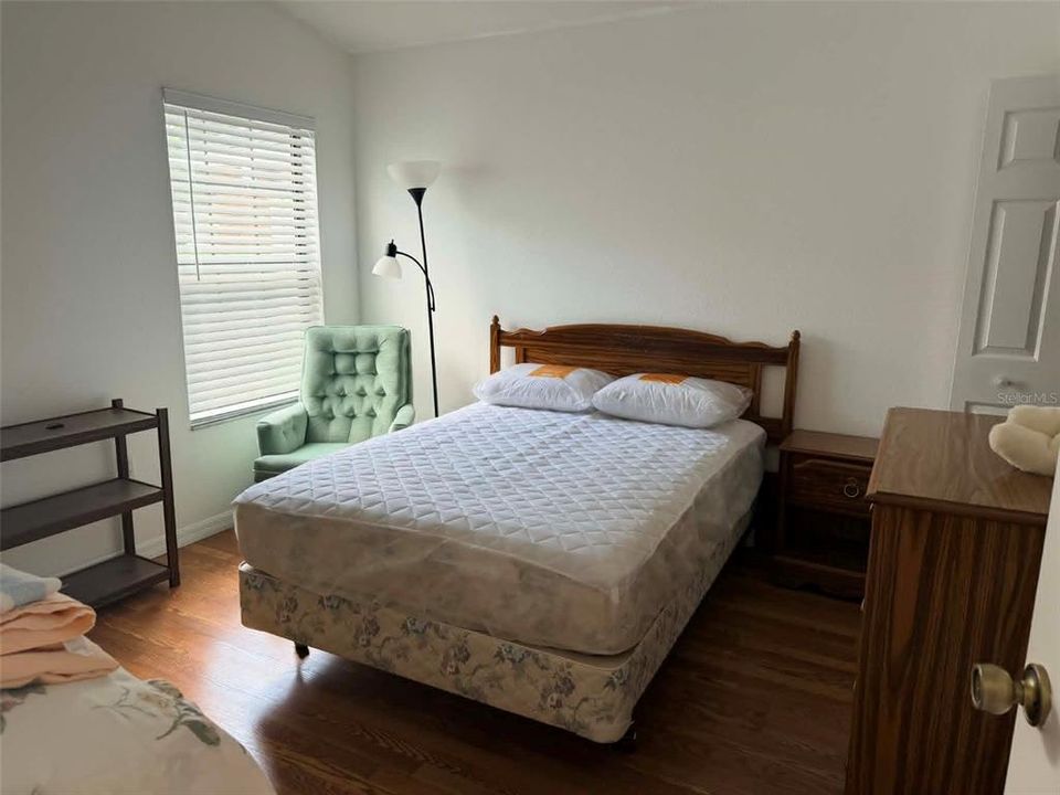 Activo con contrato: $215,900 (3 camas, 2 baños, 1329 Pies cuadrados)