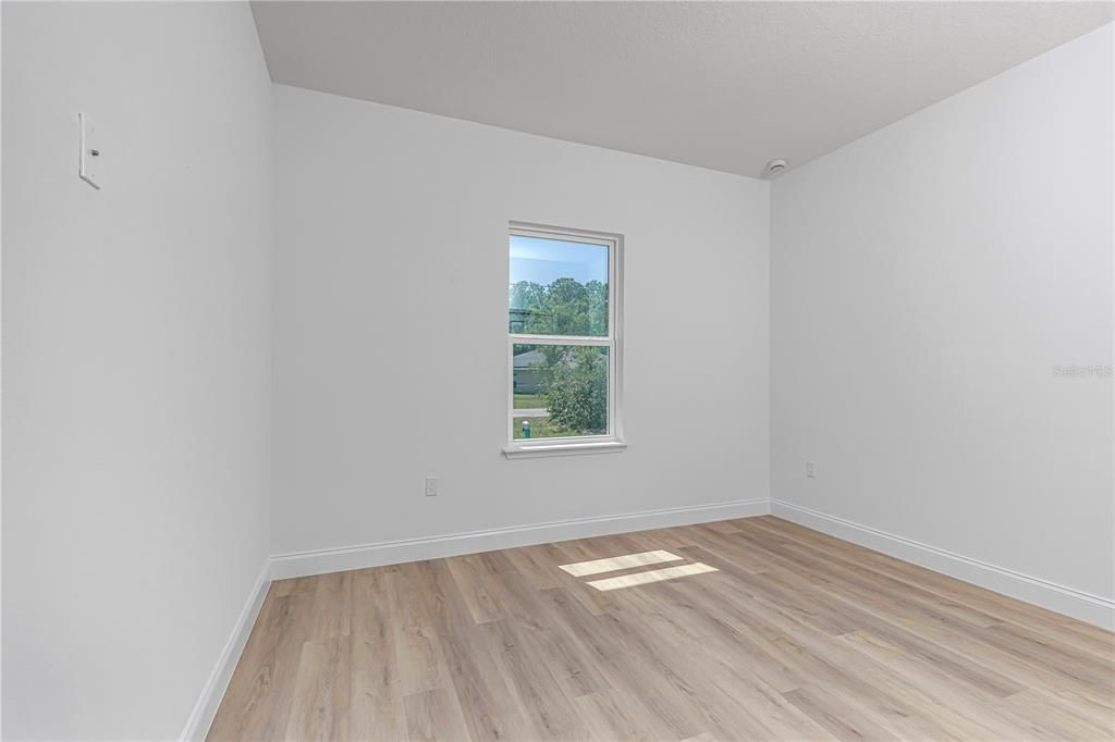 En Venta: $253,900 (3 camas, 2 baños, 1427 Pies cuadrados)