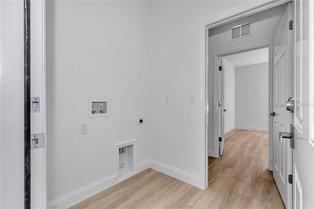 En Venta: $253,900 (3 camas, 2 baños, 1427 Pies cuadrados)