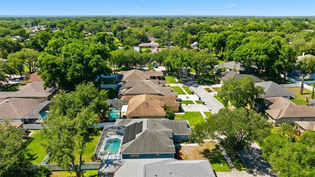 Activo con contrato: $525,000 (3 camas, 3 baños, 2444 Pies cuadrados)