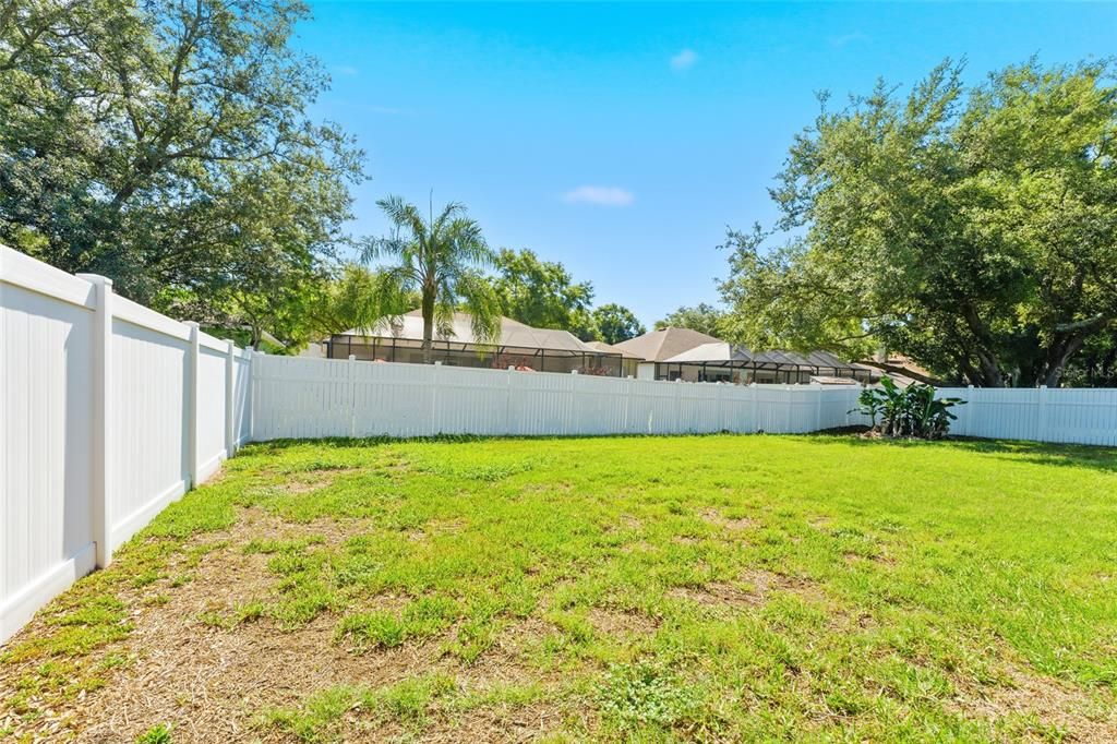 Activo con contrato: $525,000 (3 camas, 3 baños, 2444 Pies cuadrados)