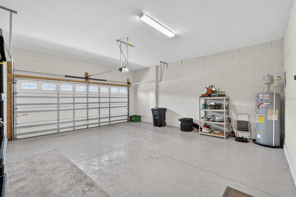 На продажу: $415,000 (3 спален, 3 ванн, 2137 Квадратных фут)