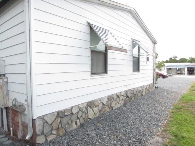 For Sale: $189,900 (2 beds, 2 baths, 1248 Square Feet)