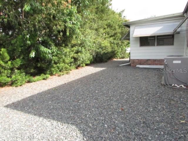 For Sale: $189,900 (2 beds, 2 baths, 1248 Square Feet)