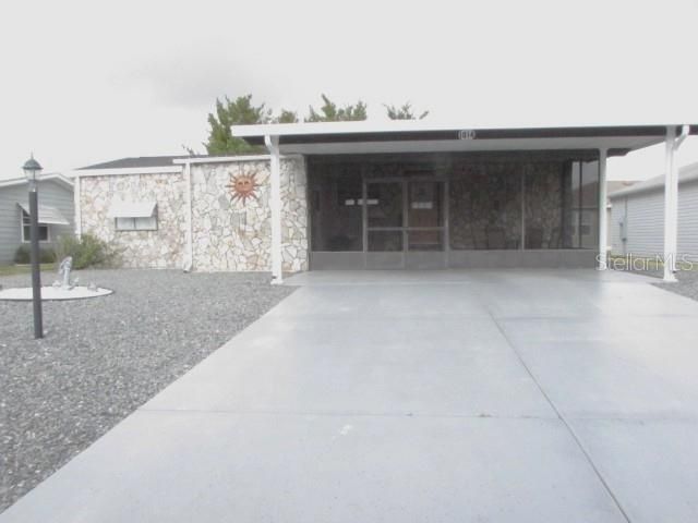 For Sale: $189,900 (2 beds, 2 baths, 1248 Square Feet)