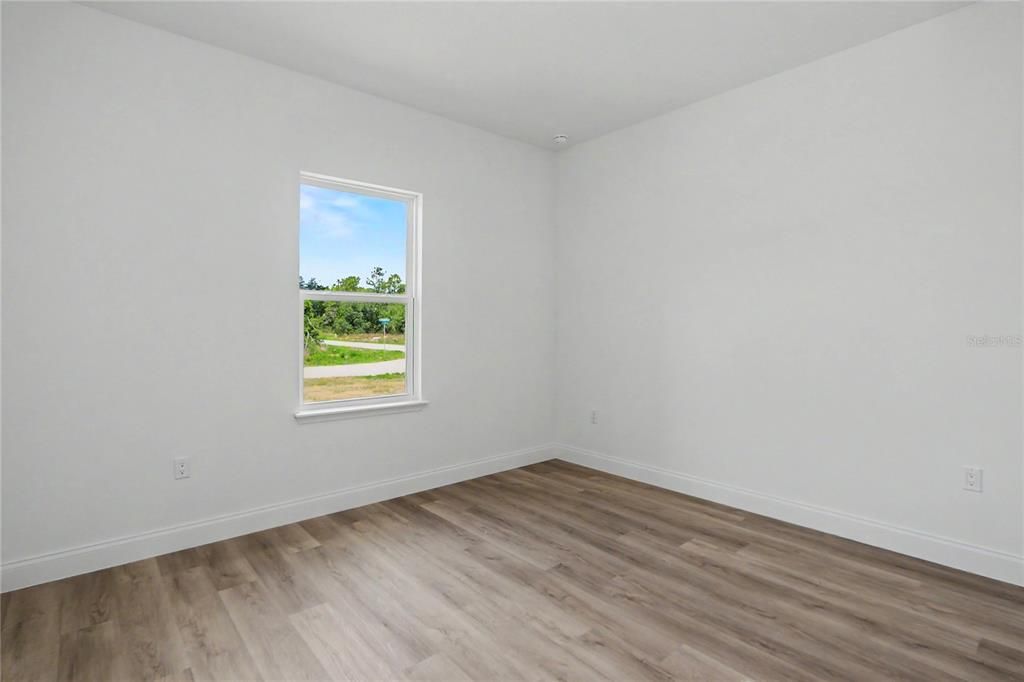 For Sale: $253,900 (3 beds, 2 baths, 1427 Square Feet)