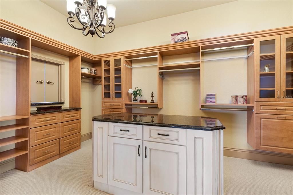 For Sale: $1,489,000 (5 beds, 4 baths, 4135 Square Feet)
