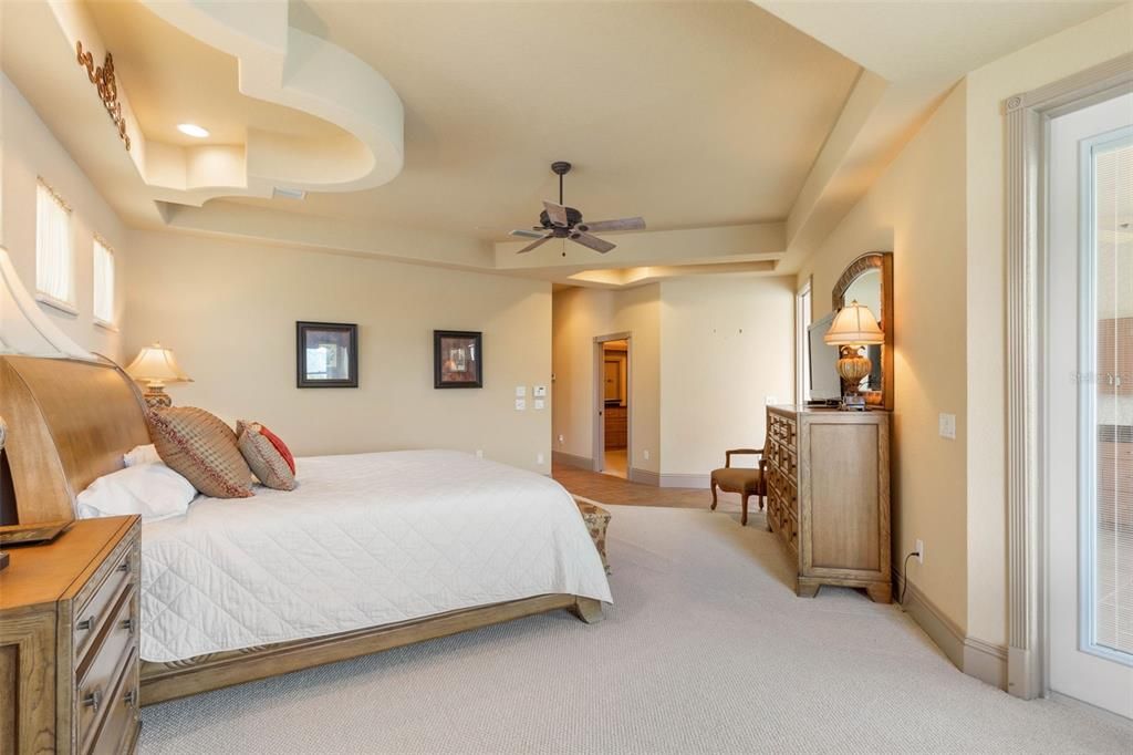 For Sale: $1,489,000 (5 beds, 4 baths, 4135 Square Feet)