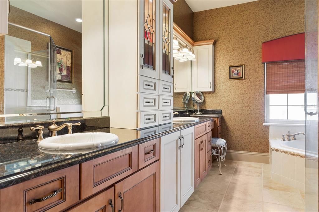 For Sale: $1,489,000 (5 beds, 4 baths, 4135 Square Feet)