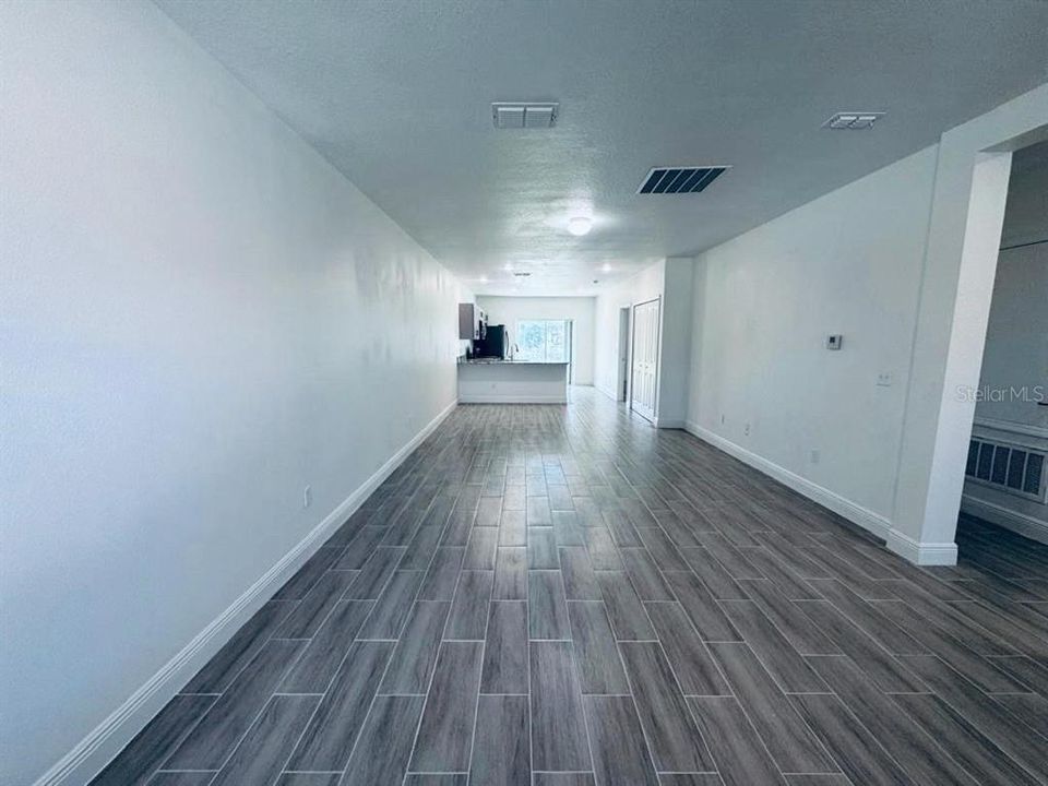 В аренду: $1,800 (3 спален, 2 ванн, 1400 Квадратных фут)