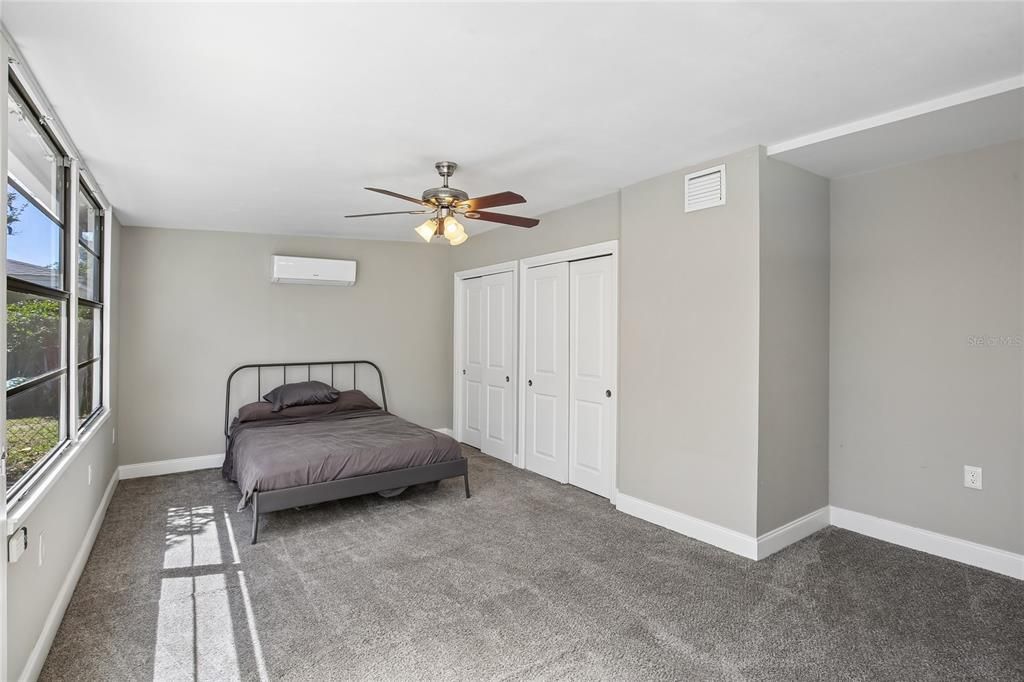 En Venta: $659,900 (4 camas, 3 baños, 2682 Pies cuadrados)