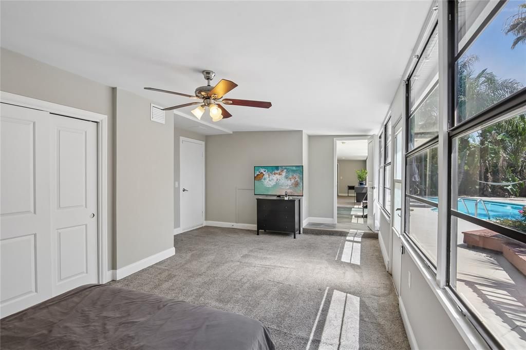 En Venta: $659,900 (4 camas, 3 baños, 2682 Pies cuadrados)