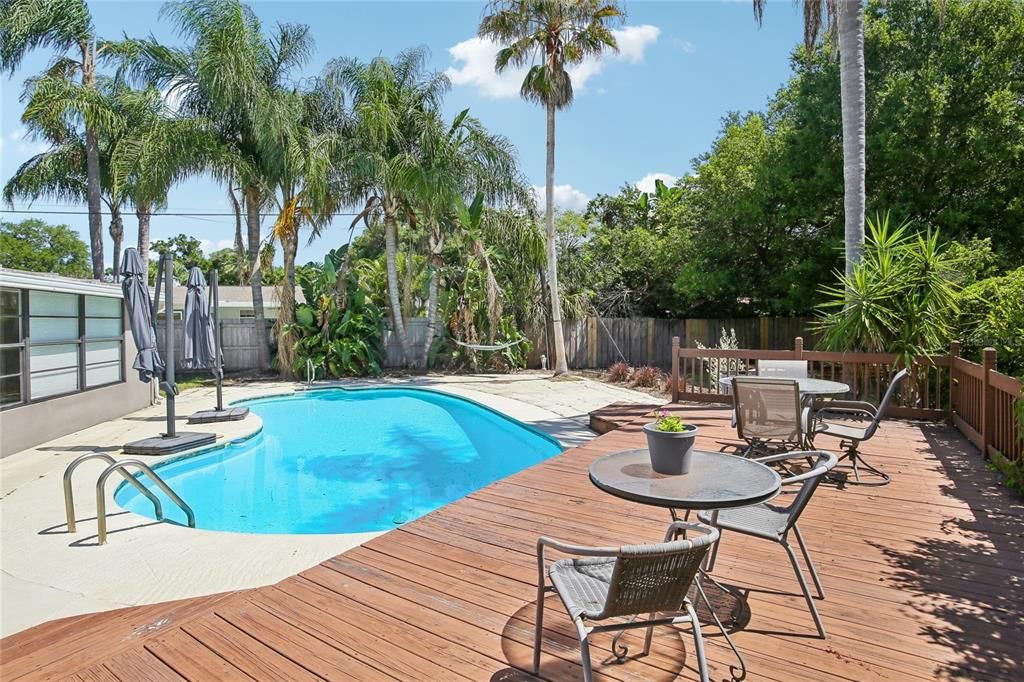 En Venta: $659,900 (4 camas, 3 baños, 2682 Pies cuadrados)