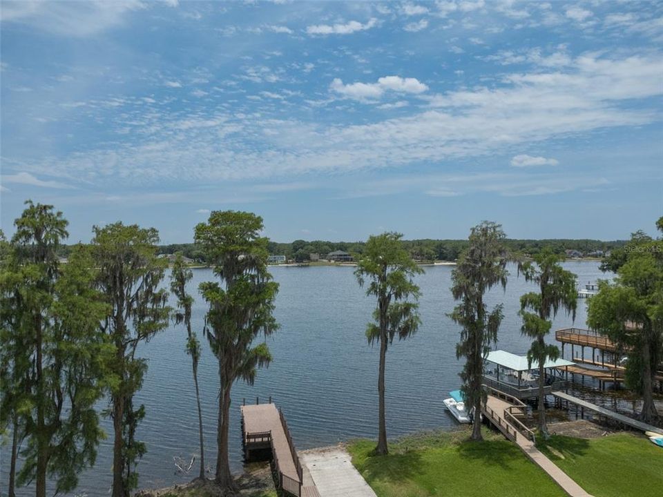 For Sale: $1,299,000 (4 beds, 3 baths, 3485 Square Feet)