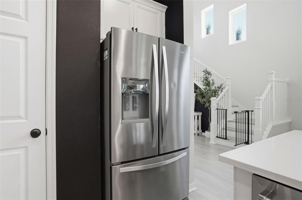Activo con contrato: $625,000 (5 camas, 3 baños, 2415 Pies cuadrados)