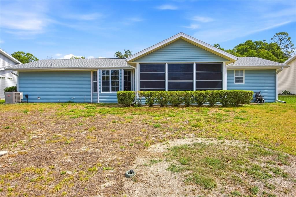 Active With Contract: $184,900 (2 beds, 2 baths, 1119 Square Feet)