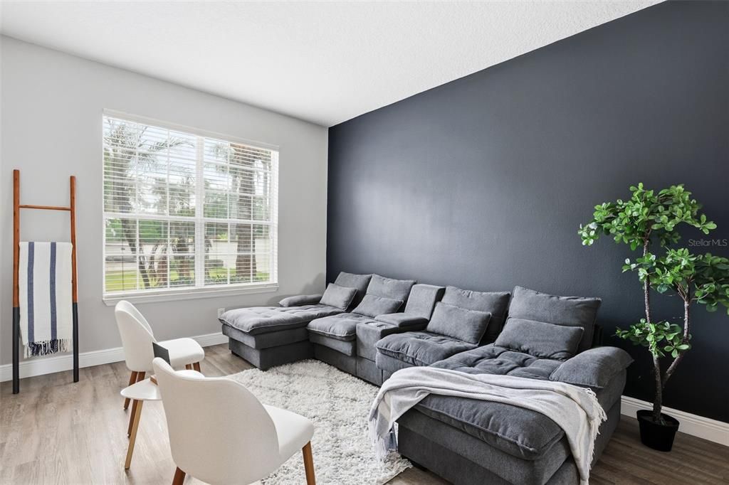 En Venta: $499,000 (6 camas, 4 baños, 2771 Pies cuadrados)