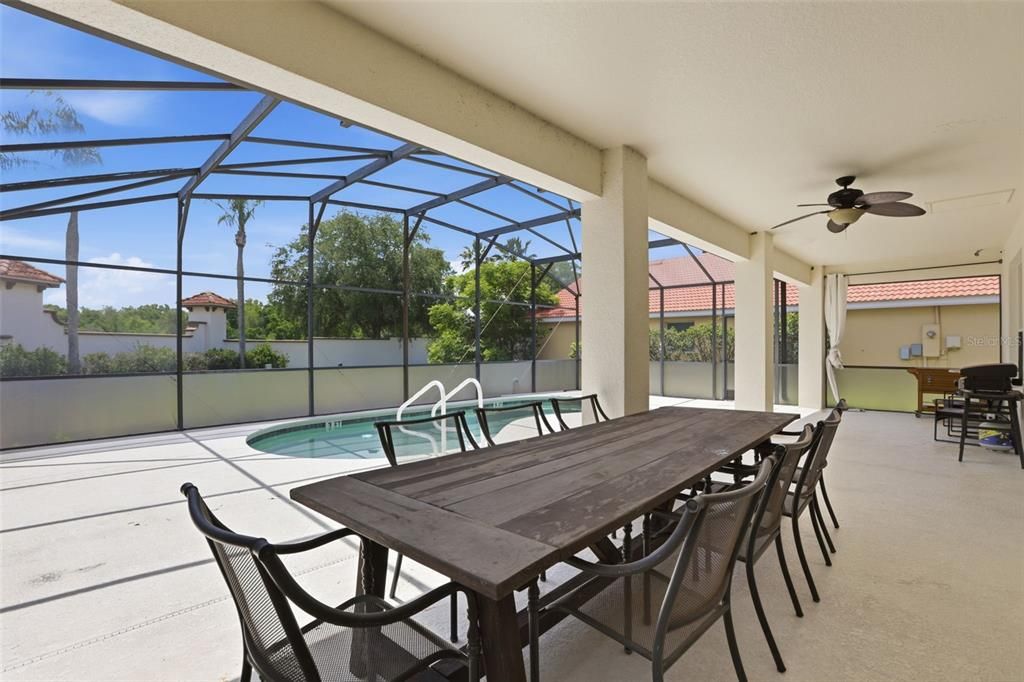 En Venta: $499,000 (6 camas, 4 baños, 2771 Pies cuadrados)