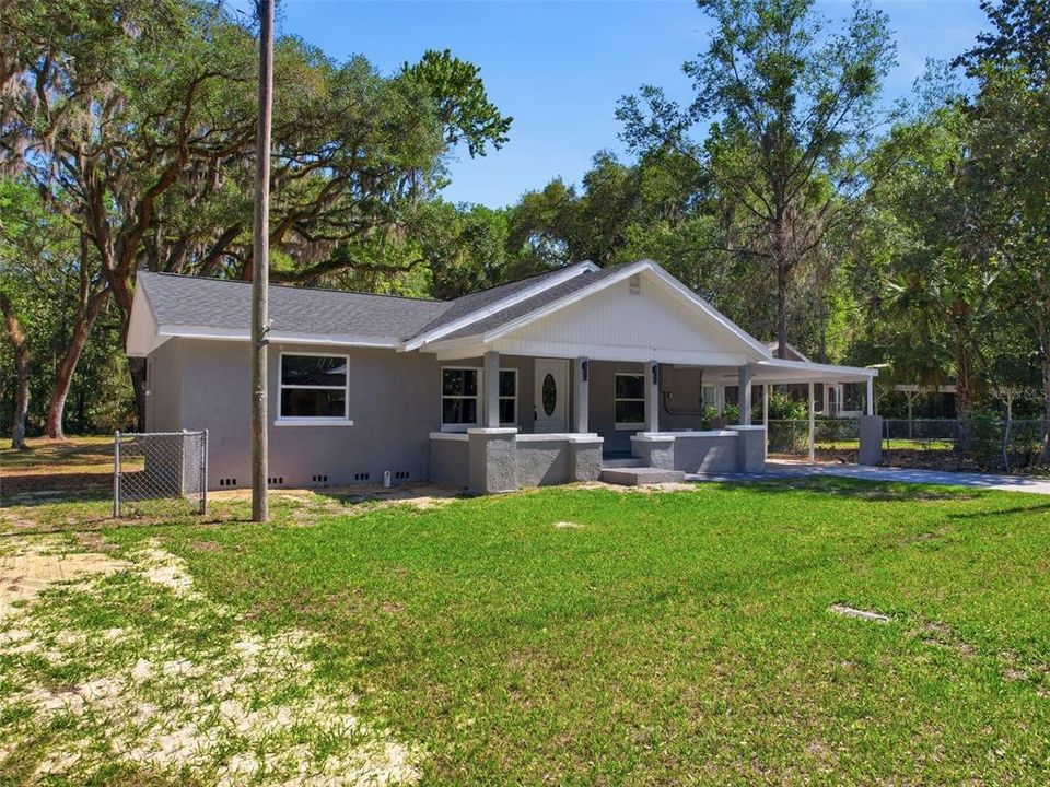 En Venta: $289,000 (3 camas, 2 baños, 1400 Pies cuadrados)