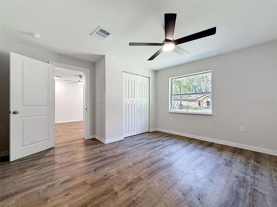 En Venta: $289,000 (3 camas, 2 baños, 1400 Pies cuadrados)