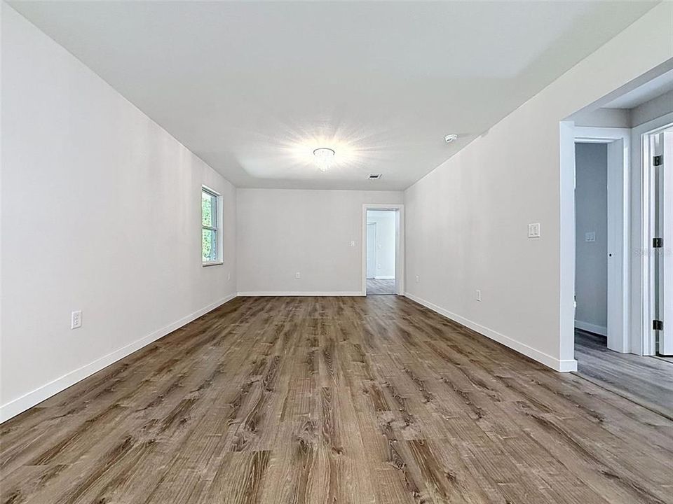 En Venta: $289,000 (3 camas, 2 baños, 1400 Pies cuadrados)