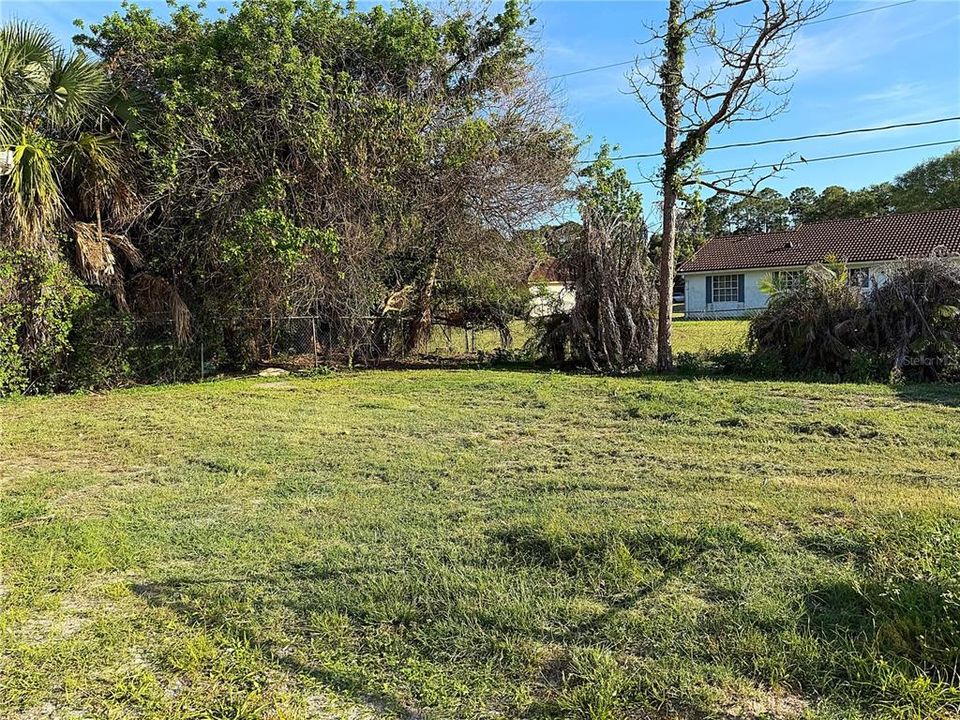 Activo con contrato: $224,999 (3 camas, 2 baños, 1499 Pies cuadrados)