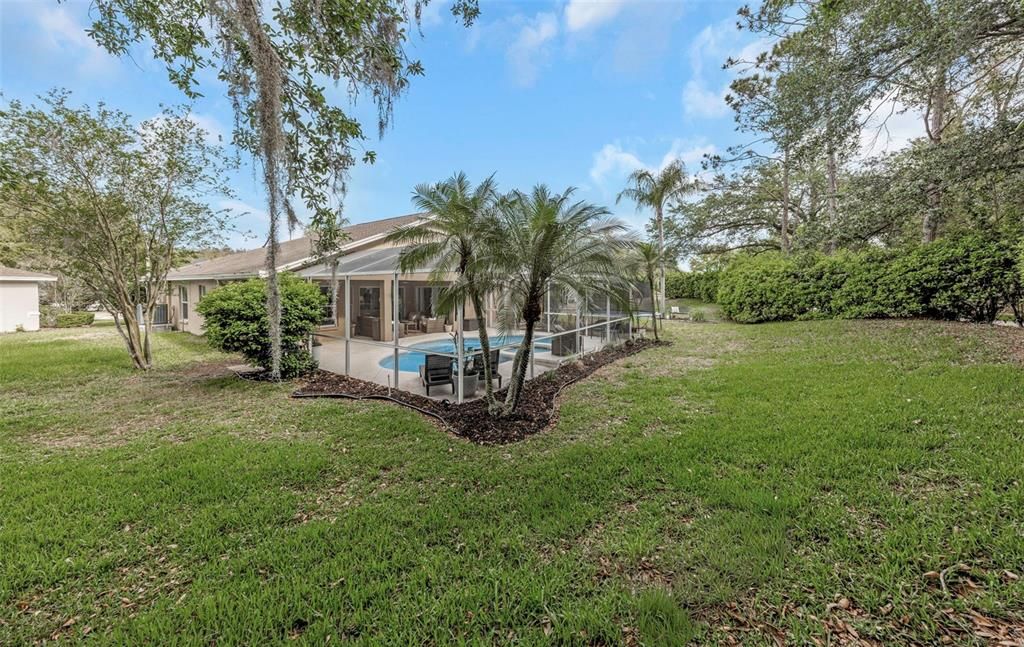 Activo con contrato: $599,000 (4 camas, 2 baños, 2121 Pies cuadrados)