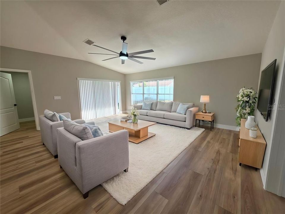 Active With Contract: $299,900 (4 beds, 2 baths, 1969 Square Feet)