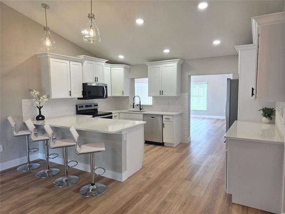 Active With Contract: $299,900 (4 beds, 2 baths, 1969 Square Feet)