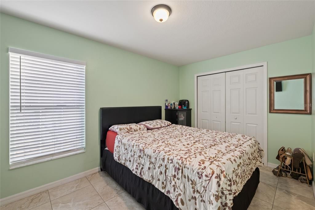 Active With Contract: $499,900 (5 beds, 3 baths, 2111 Square Feet)